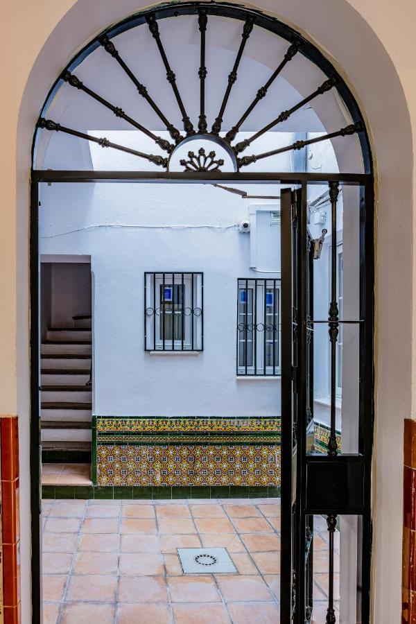 Aparbel Flota Apartment Seville Exterior photo